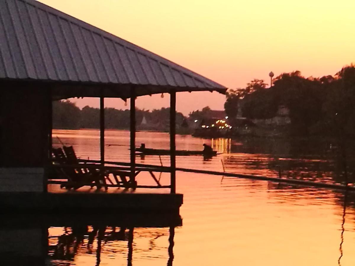 River Marina Resort Uthai Thani Dış mekan fotoğraf