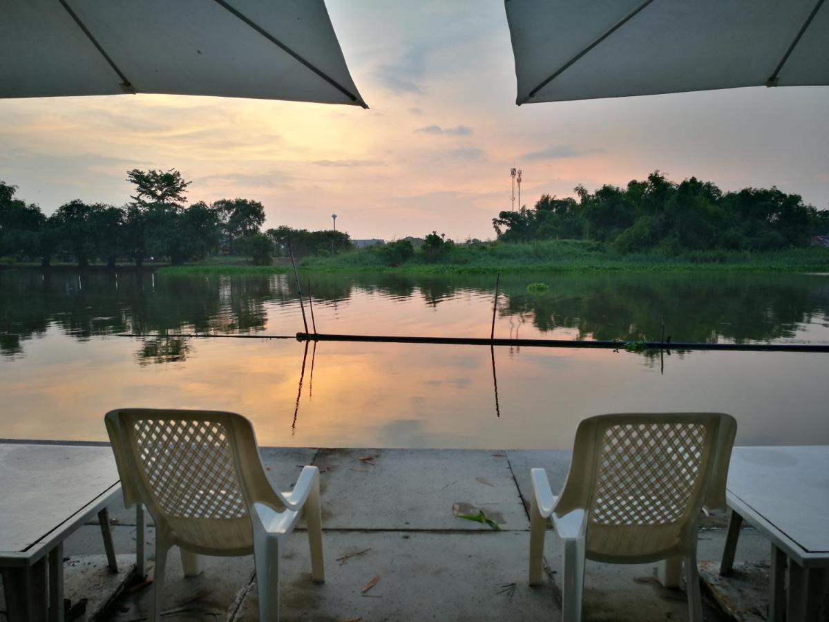 River Marina Resort Uthai Thani Dış mekan fotoğraf