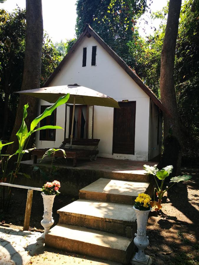 River Marina Resort Uthai Thani Dış mekan fotoğraf