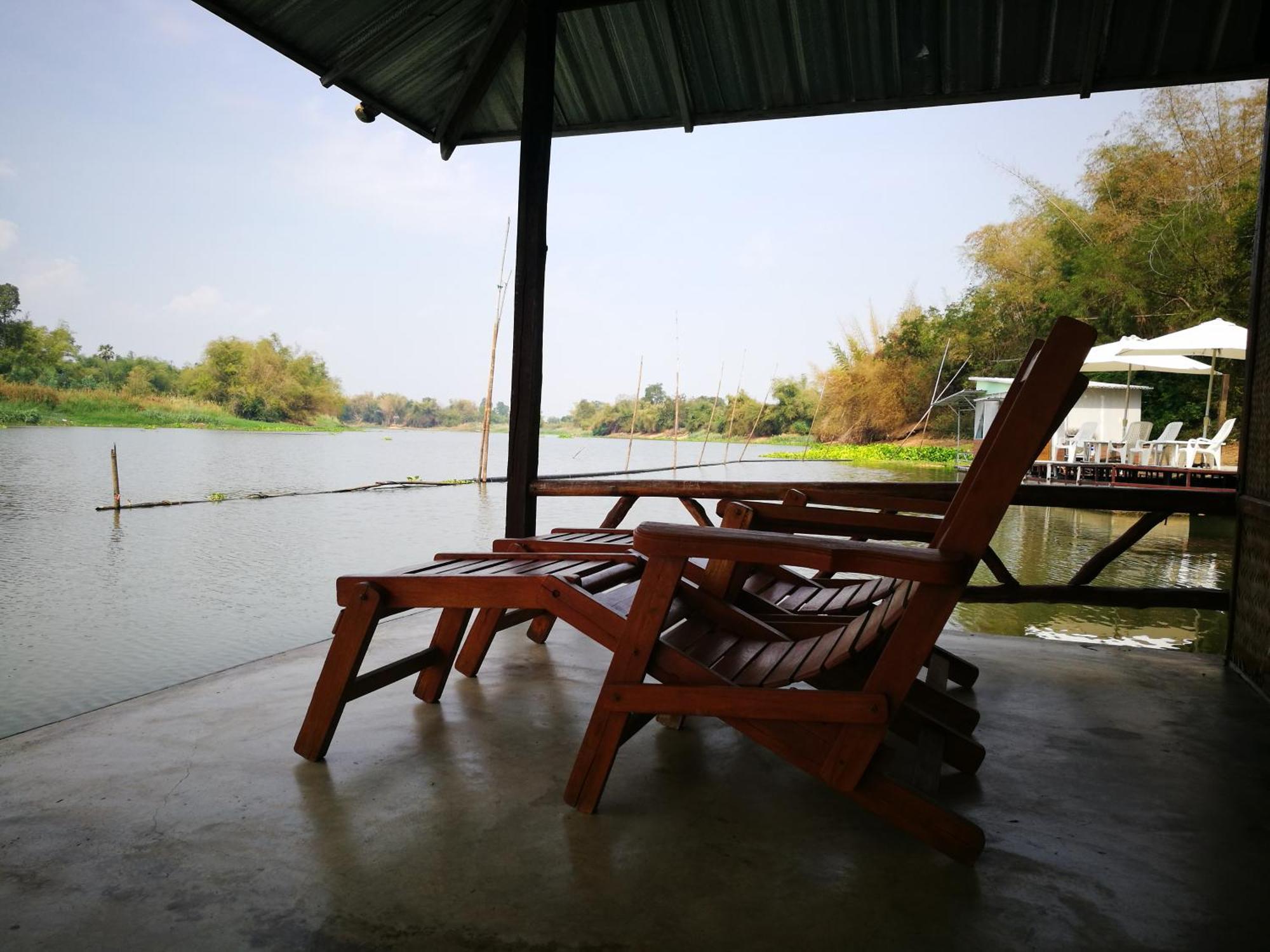 River Marina Resort Uthai Thani Oda fotoğraf