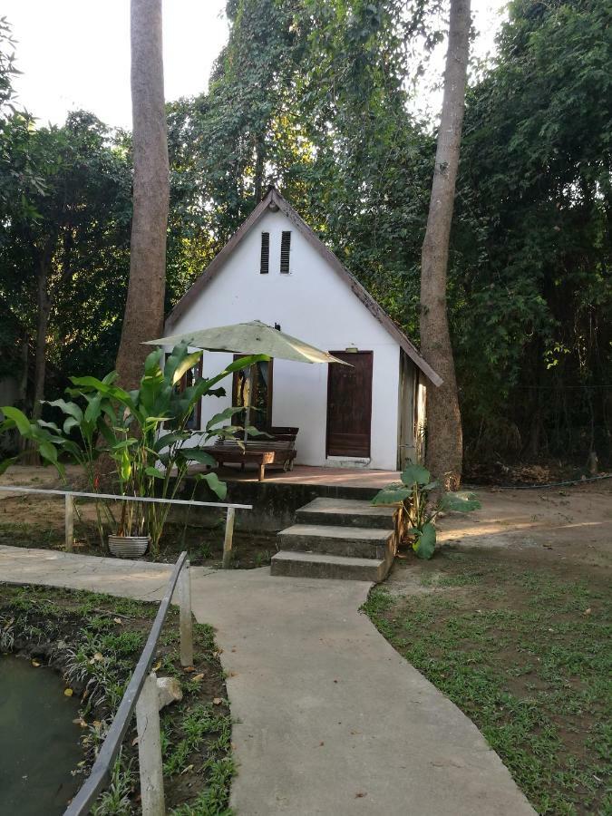 River Marina Resort Uthai Thani Oda fotoğraf
