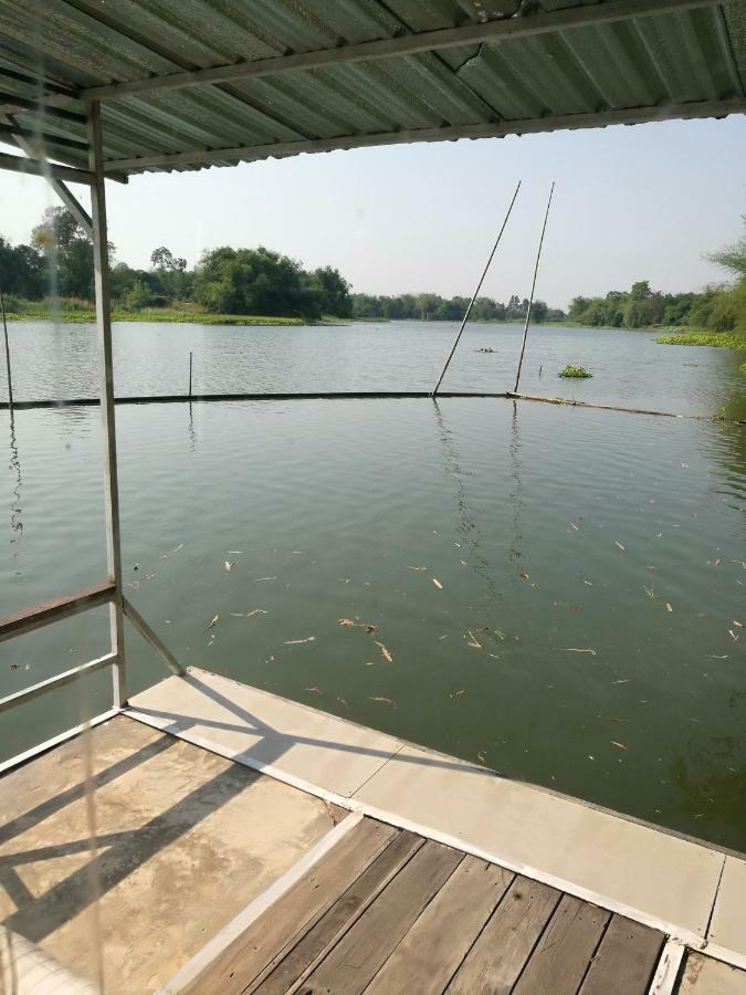 River Marina Resort Uthai Thani Dış mekan fotoğraf